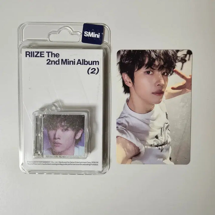 [BUNJANG] RIIZE Mini Album Vol. 2 "RIIZING" Sungchan Photocard (Unsealed) / [개봉]라이즈 미니2집 스미니 앨범 성찬 포카