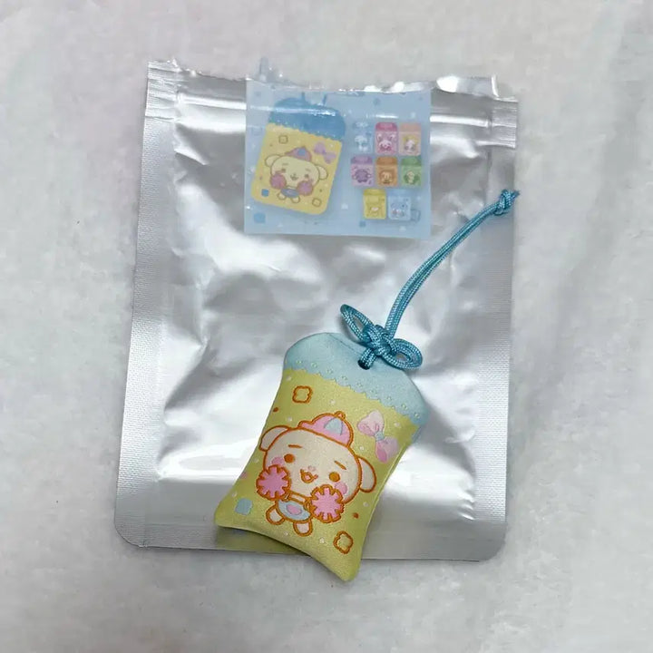 [BUNJANG] Hats to Hearts Carmen Bingping Pop-up Omamori Charm / 하츠투하츠 하투하 카르멘 빙핑 팝업 오마모리 부적 양도