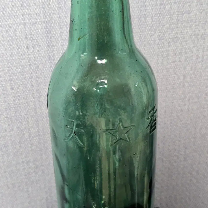 [BUNJANG] 1950s Cheonhyang Soju 4-Hop Blown Glass Bottle / 50년대 별표 천향소주 4홉 불어병