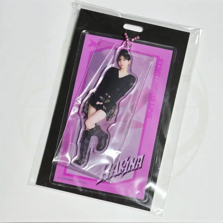 [BUNJANG] Aespa Karina Dometour Limited Acrylic Keyring / 에스파 돔투어 카리나 키링
