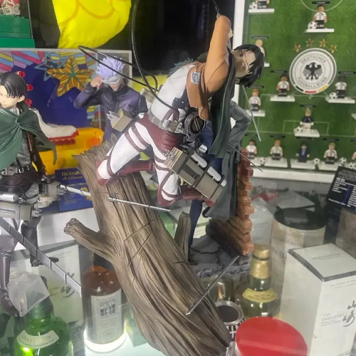 [BUNJANG] Kotobukiya Attack on Titan Levi Action Figure 1/8 Scale / 코토부키야 artfx j 진격거인 리바이 액션 피규어