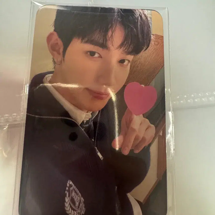 [BUNJANG] ANDWELE Seoul Showcon Encore Concert Photocard (Confetti Included) / 앤더블 막콘 퇴장포카(컨페티 덤)