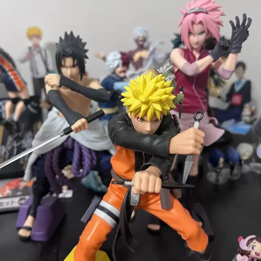[BUNJANG] Naruto Figures with Sasuke and Sakura / 나루토 피규어 사스케 사쿠라 포함