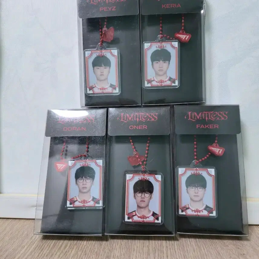 [SOLD OUT] 티원 증명사진 키링 정가양도