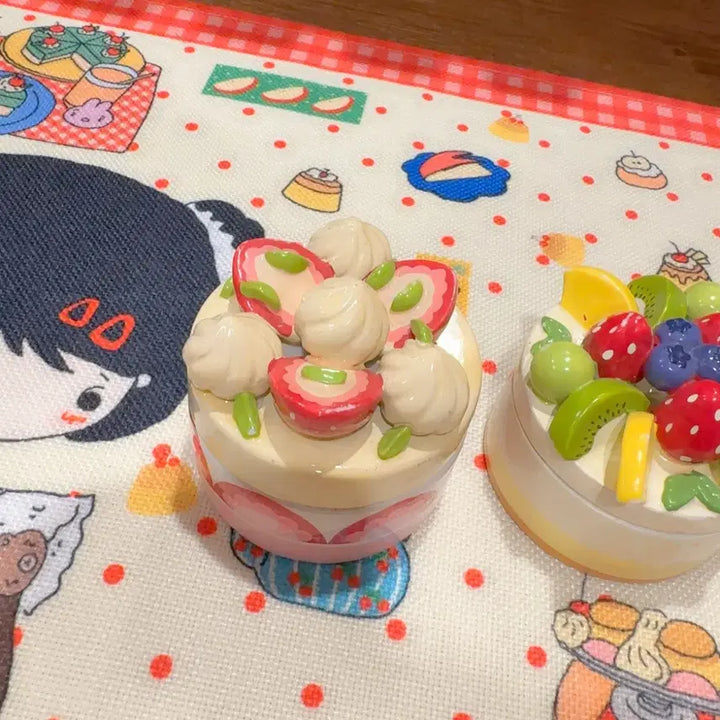 [BUNJANG] Vintage Dessert Ceramic Storage Box - Strawberry Cake &amp; Fruit Cake Design / 고전 디저트 도기 보관함 딸기 케이크 과일 케이크