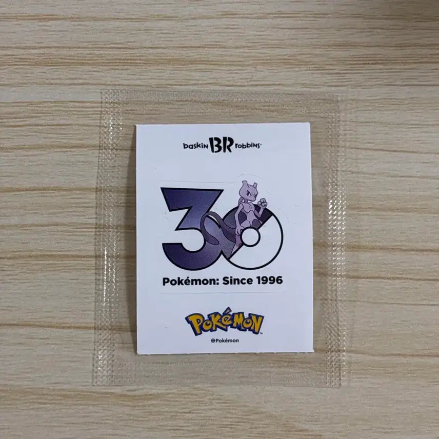 [BUNJANG] Baskin Robbins 30th Anniversary Mewtwo Sticker / 배스킨라빈스 30주년 뮤츠 띠부씰