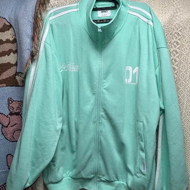 [BUNJANG] SPAO Hatsune Miku Collaboration Mint Jersey XXL / (급처) 스파오 미쿠 콜라보 민트 져지 xxl