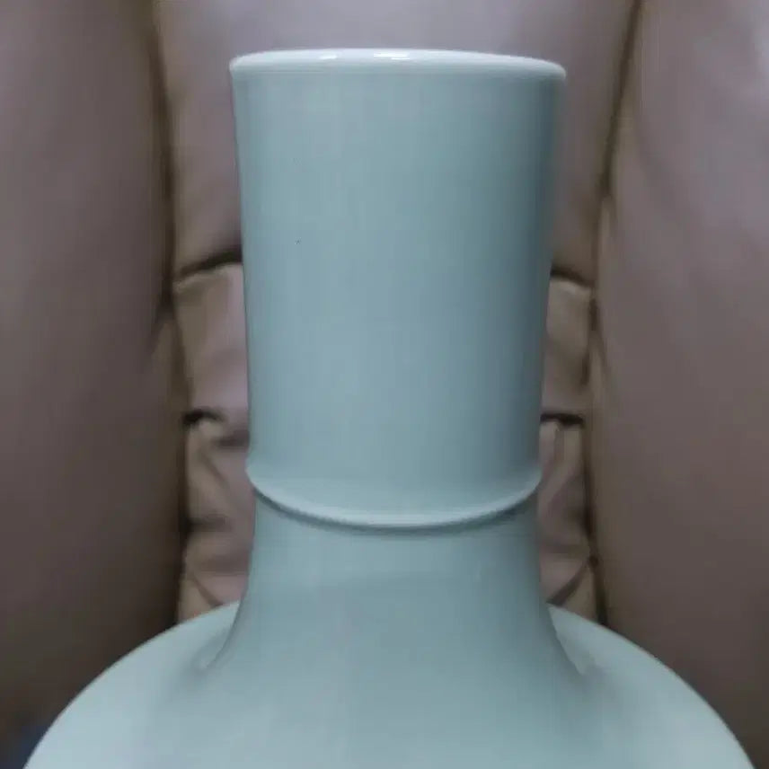 [BUNJANG] Qing Dynasty Yongzheng Period Celadon Vase with Bamboo Motif / 청.옹정제.기물/두청유.죽절절연장경병