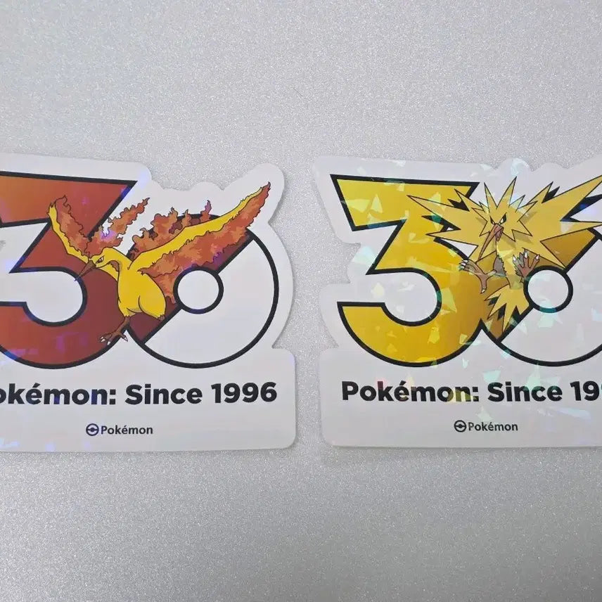 [BUNJANG] Pokemon 30th Anniversary Logo Sticker Set - Moltres &amp; Zapdos / 포켓몬 성수 30주년 로고 스티커 파이어 + 썬더