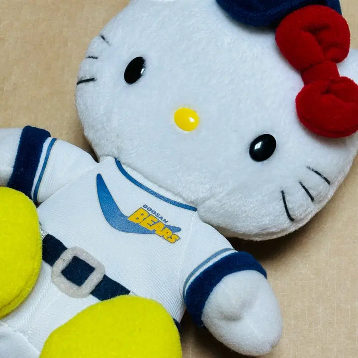 [BUNJANG] Doosan Bears Baseball Kitty Doll (Vintage) / 두산베어스 야구키티인형