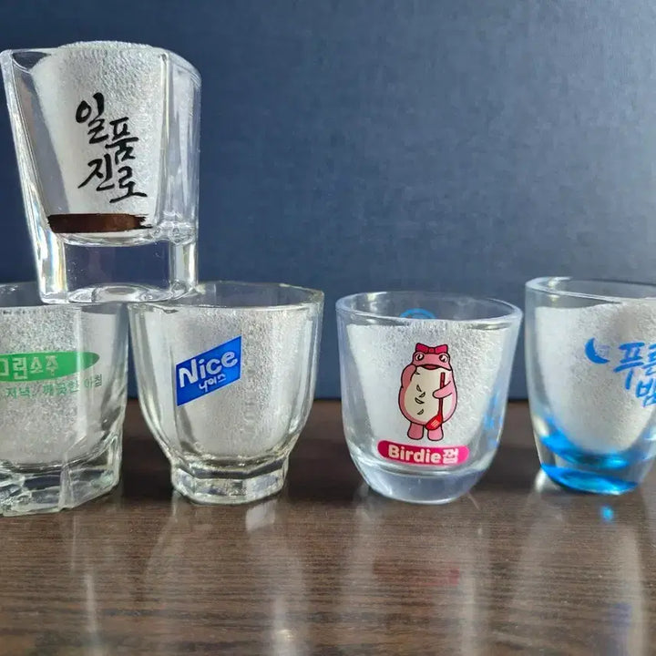 [BUNJANG] Retro Soju Glass Set (5 pcs) / 레트로 소주잔 세트