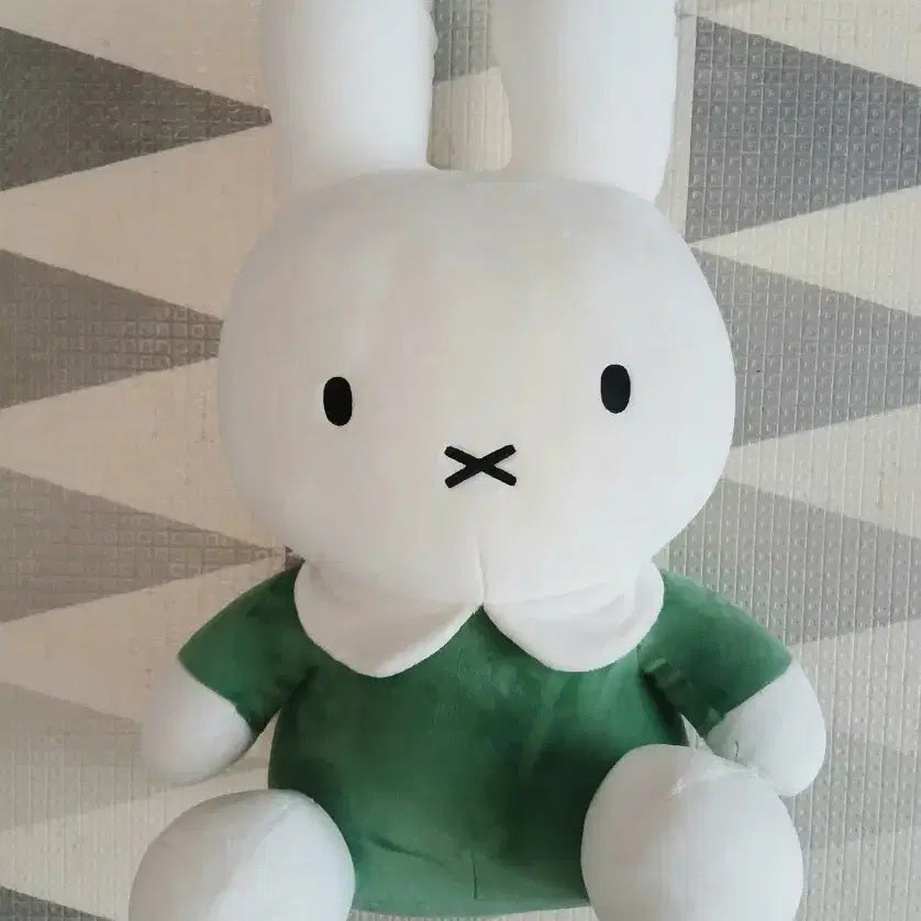 [BUNJANG] Miffy Green Plush Doll 45cm / 미피 그린 봉제인형 45cm