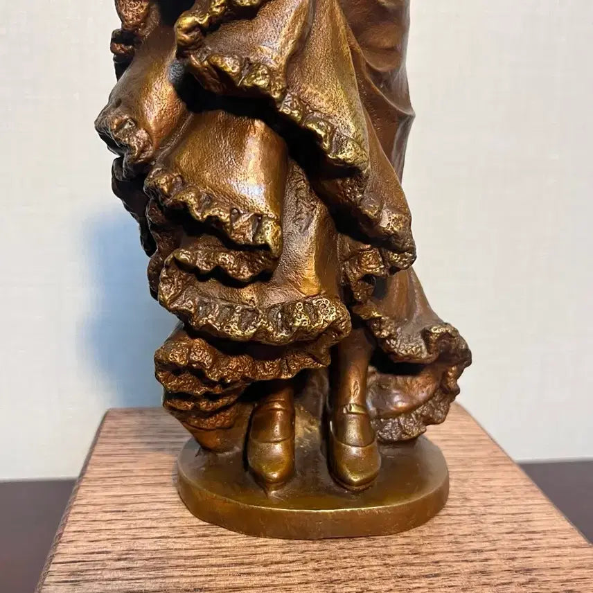 [BUNJANG] European East Bronze Flamenco Dancer Statue / 유럽 동브론즈 플라멩고 무희