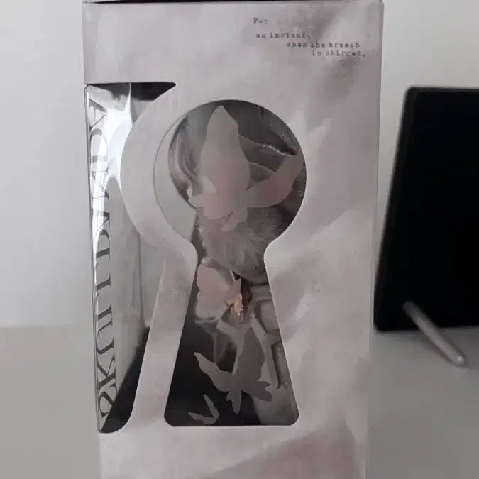 [BUNJANG] Skullpanda Shanghai Cage Uncage Limited Edition Figure / 스컬판다 상하이 cage uncage 싱가포르