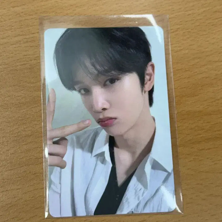 [BUNJANG] RIIZE Archive Popup Sungchan Photocard / 라이즈 아카이브 팝업 성찬 입장포카