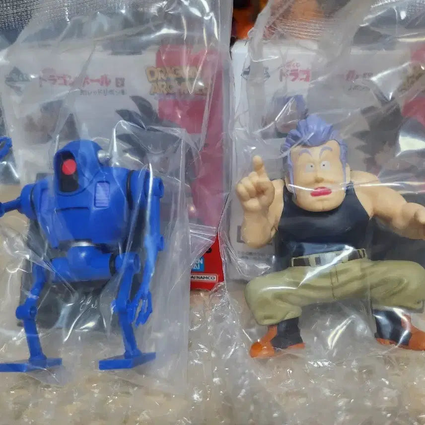 [BUNJANG] Dragon Ball Ichiban Kuji Red Ribbon Army Archive E White General Robot Figure Set / 드래곤볼 피규어 2개 제일복권 레드리본 아카이브 e 화이트장군 로봇