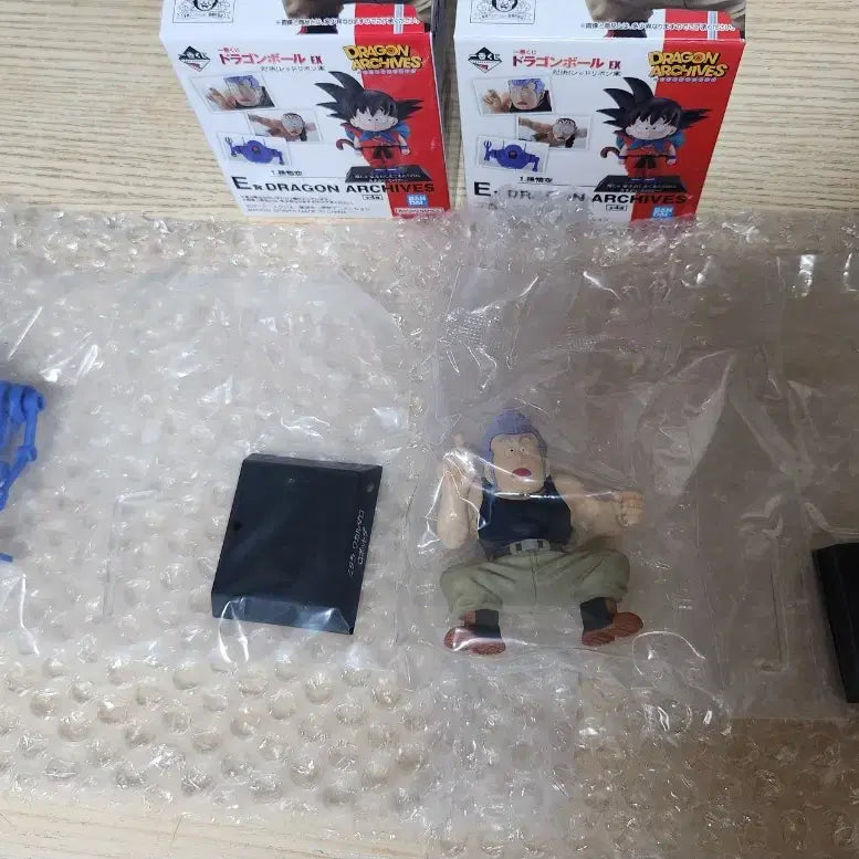 [BUNJANG] Dragon Ball Ichiban Kuji Red Ribbon Army Archive E White General Robot Figure Set / 드래곤볼 피규어 2개 제일복권 레드리본 아카이브 e 화이트장군 로봇