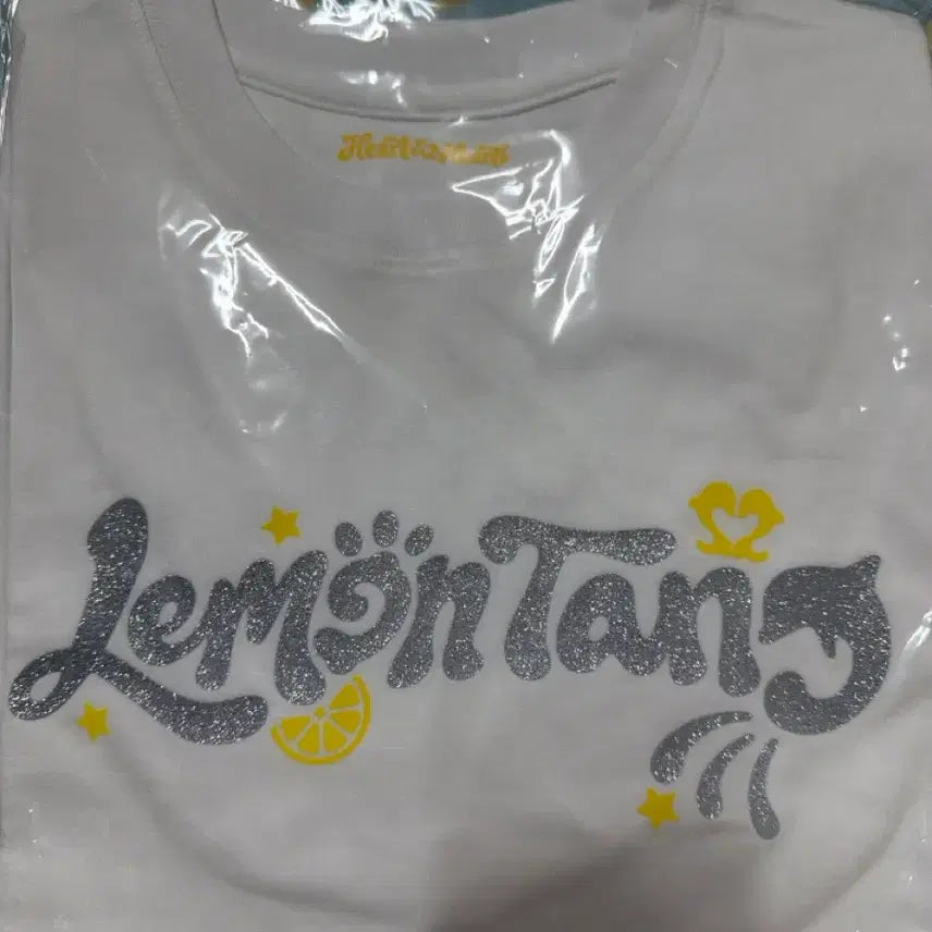 [BUNJANG] Hearts2Hearts H2H Pop-Up T-Shirt / 하츠투하츠 하투하 팝업 티셔츠 양도