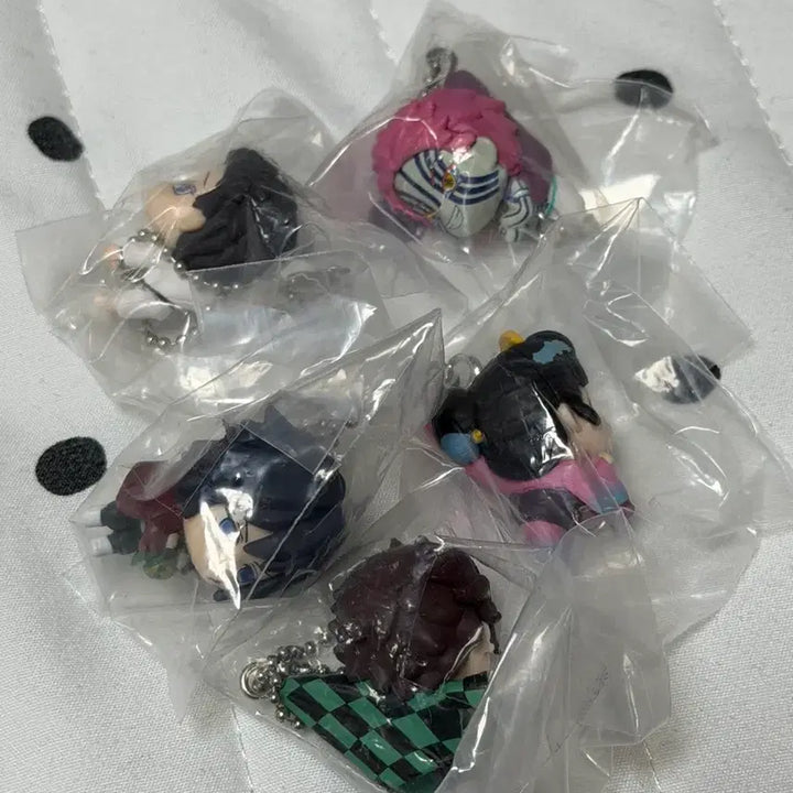 [BUNJANG] Demon Slayer: Mugen Train Hanging Gacha Full Set (5 Types) / 미개봉) 귀멸의칼날 대롱가챠 풀세트 5종
