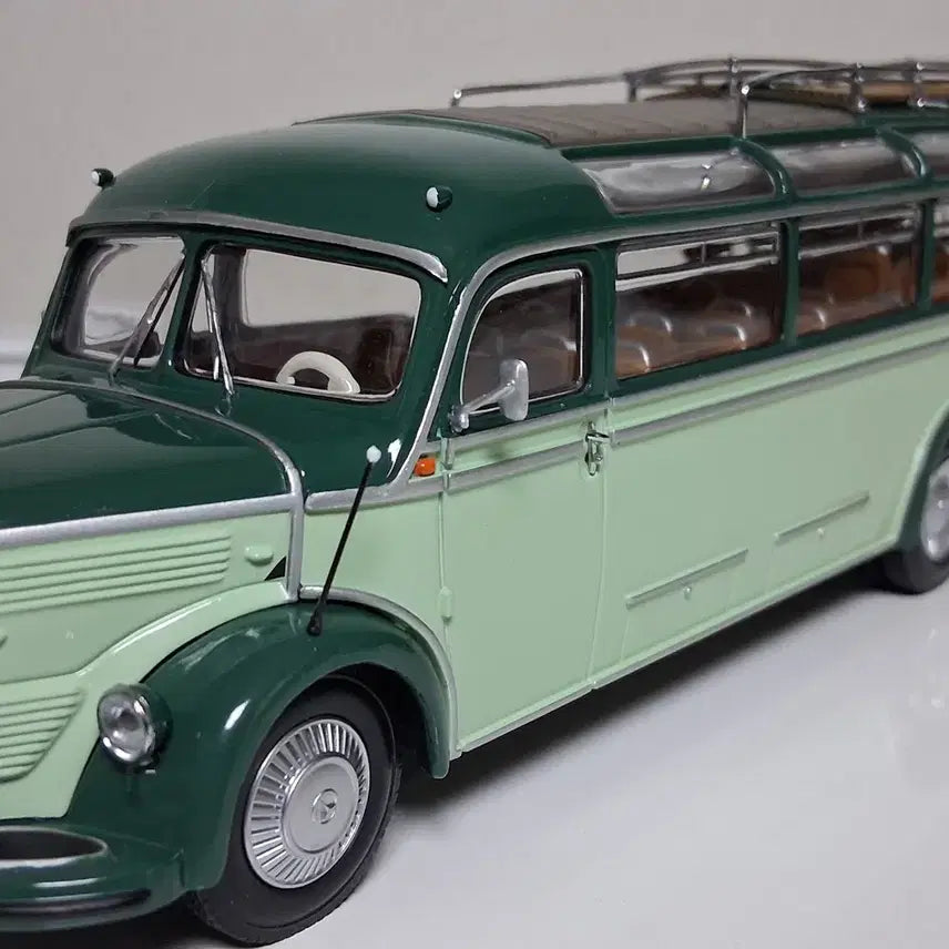 [BUNJANG] Mini Champs 1/43 Mercedes-Benz O 3500 Bus (Used) / (가격인하)미니챔프 1/43 벤츠 O 3500 버스 판매합니다.(중고)