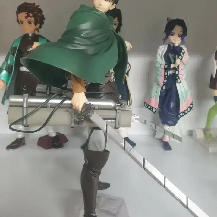 [BUNJANG] Attack on Titan Levi Figure B Prize / 진격의 거인 피규어 리바이 b상