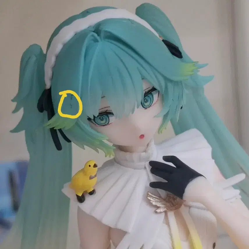 [BUNJANG] Hatsune Miku Canary Noodle Stopper Figure (Unsealed) / 개봉 하츠네 미쿠 카나리아 누들스토퍼