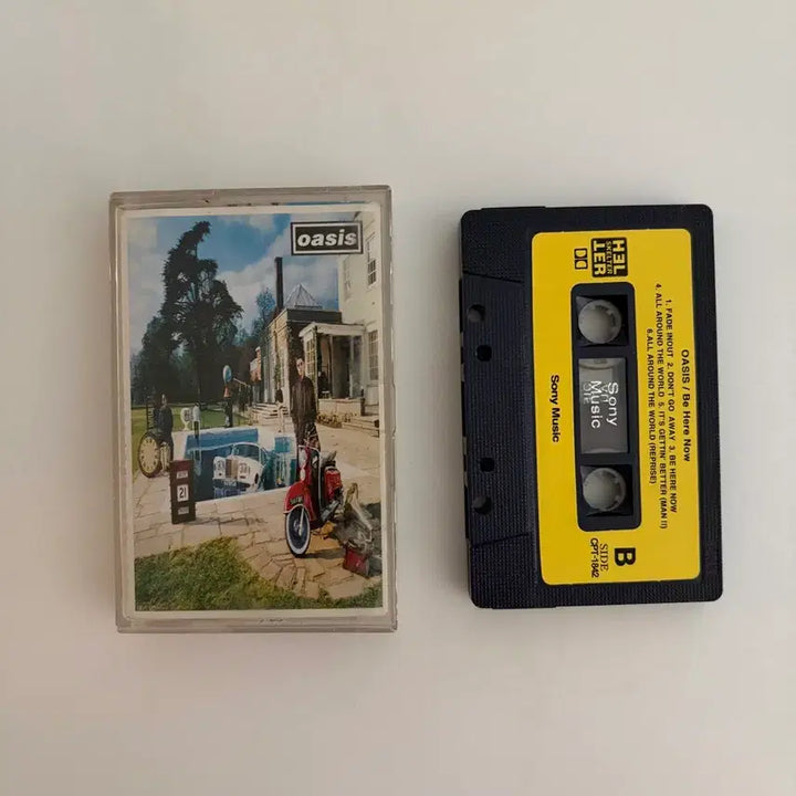 [BUNJANG] Oasis Be Here Now Cassette Tape / 오아시스 (Oasis) - Be Here Now 카세트테이프