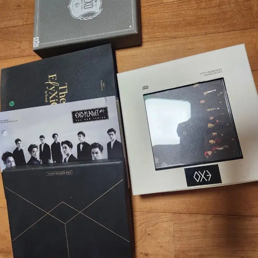 [BUNJANG] EXO Concert DVD + First Second Box Bundle Set / EXO 콘서트 DVD + 퍼스트 세컨드 박스