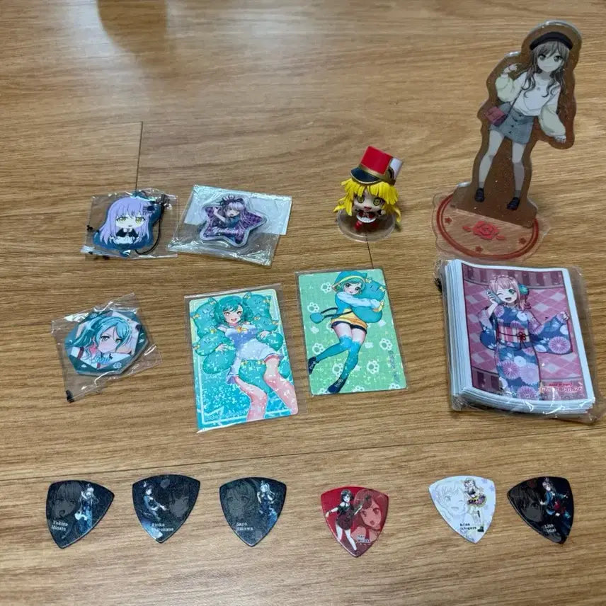 [BUNJANG] BanG Dream! Complete Merchandise Set / 뱅드림 굿즈 풀세트 정리