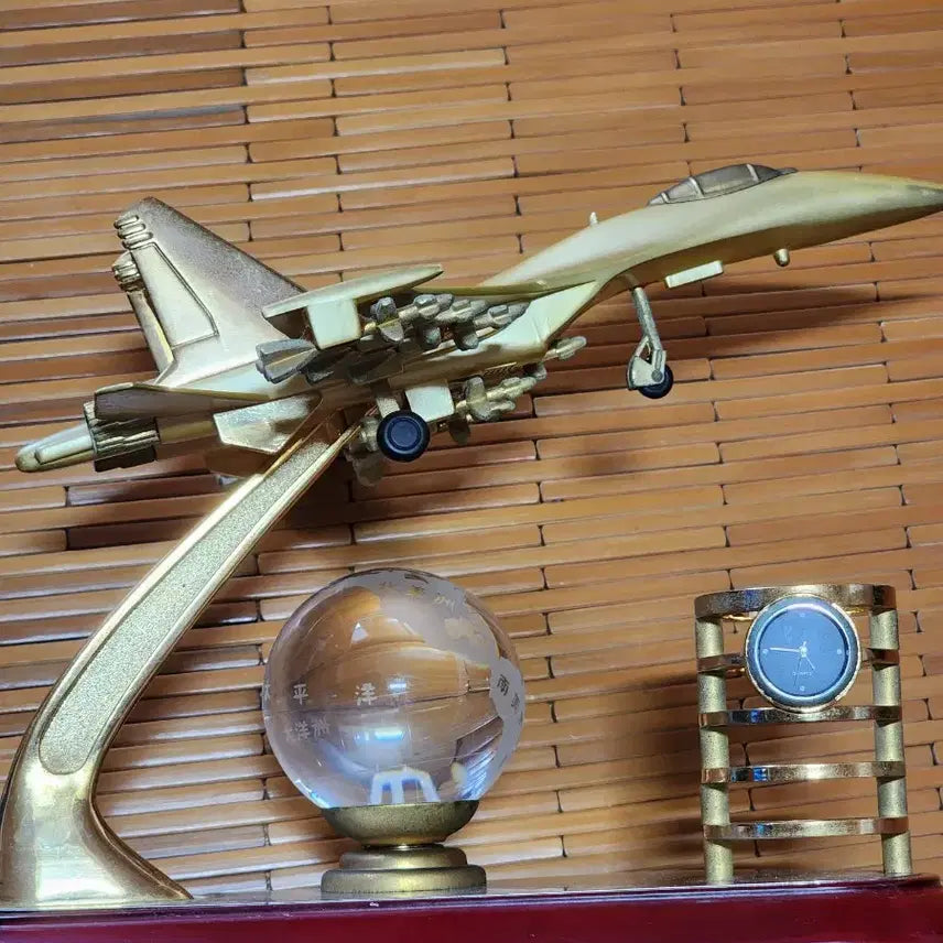 [BUNJANG] Gold Sukhoi Su-27 Fighter Jet Model with Pen Holder / 수호이 su-27금색 전투기 모형 + 펜 홀더