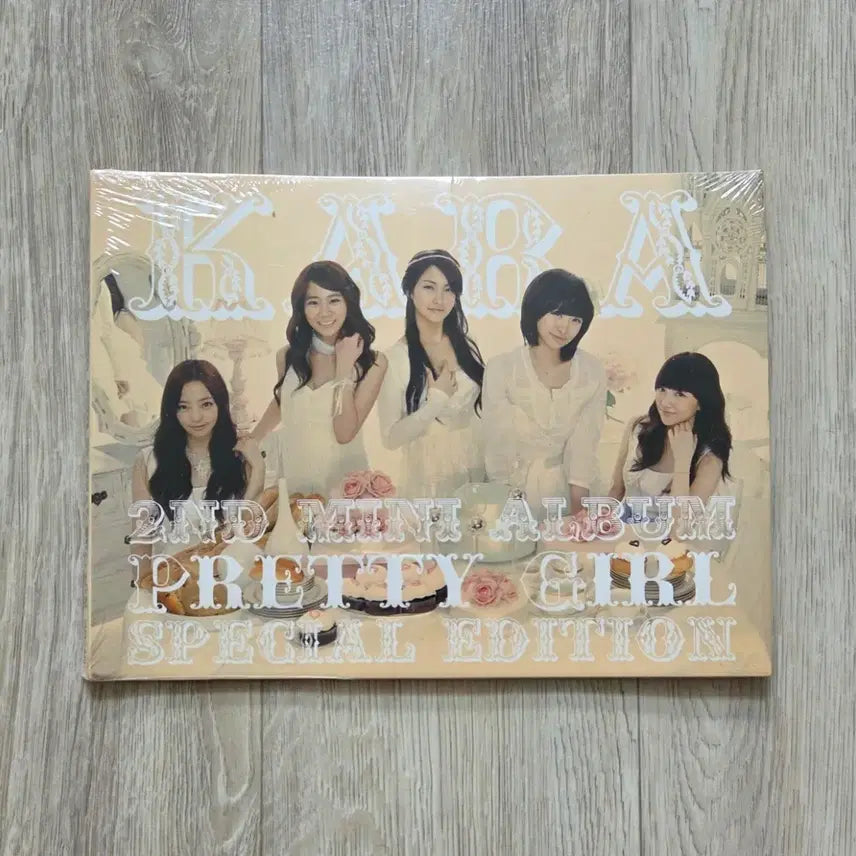 [BUNJANG] Kara Pretty Girl Special Edition 2nd Mini Album (Sealed) / [미개봉 택포] 카라 Pretty Girl 스페셜 에디션 2번째 미니앨범