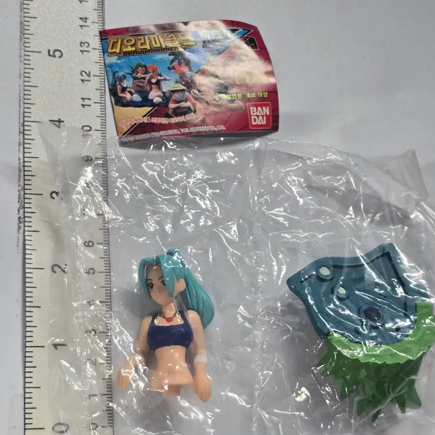 [BUNJANG] One Piece Vivi Gashapon Mini Figure / 비비 원피스 다이오라마월드 가샤폰 미니 피규어 장난감