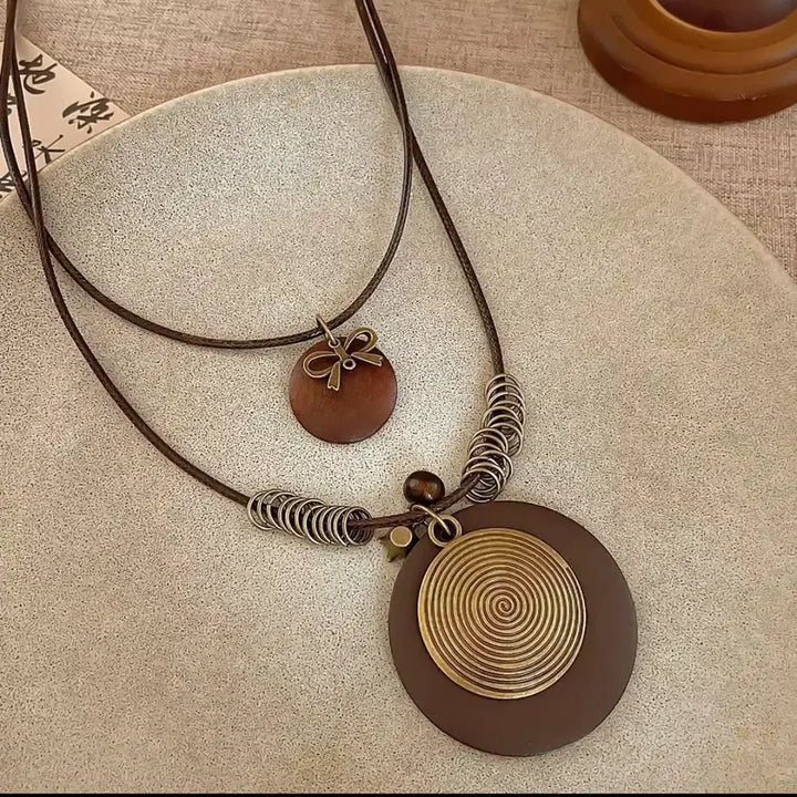 [BUNJANG] SUNIANN Wooden Round Pendant Necklace / SUNIANN 소념 목걸이 나무 원형 팬던트60-65cm