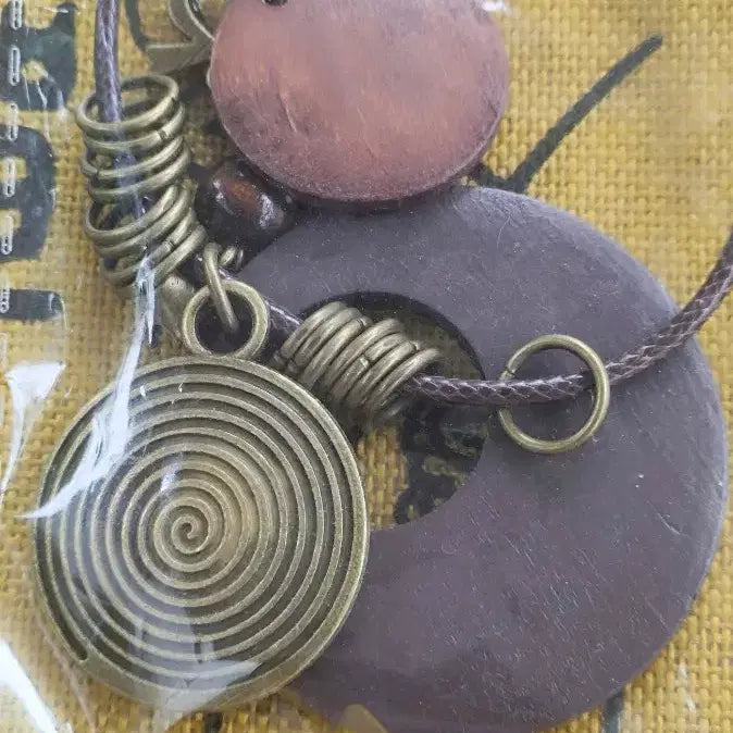 [BUNJANG] SUNIANN Wooden Round Pendant Necklace / SUNIANN 소념 목걸이 나무 원형 팬던트60-65cm