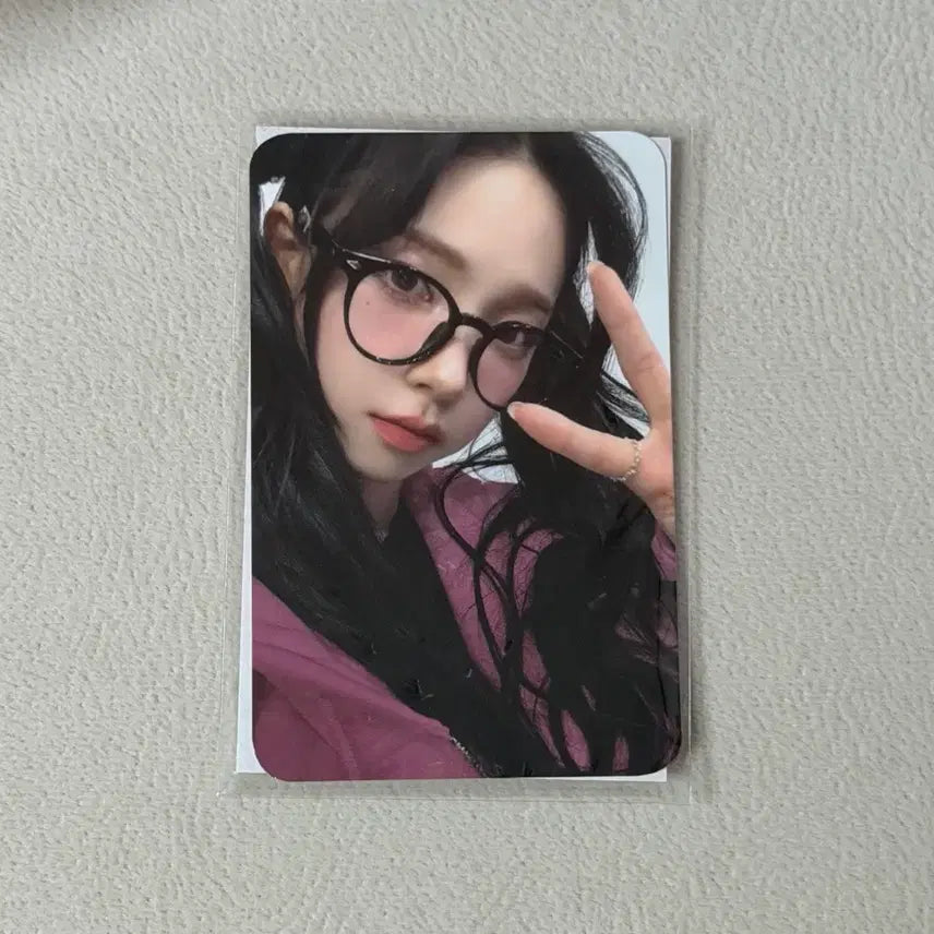 [BUNJANG] Aespa Karina Pink Hoodie Photocard / 에스파 카리나 핑크후디 포토카드