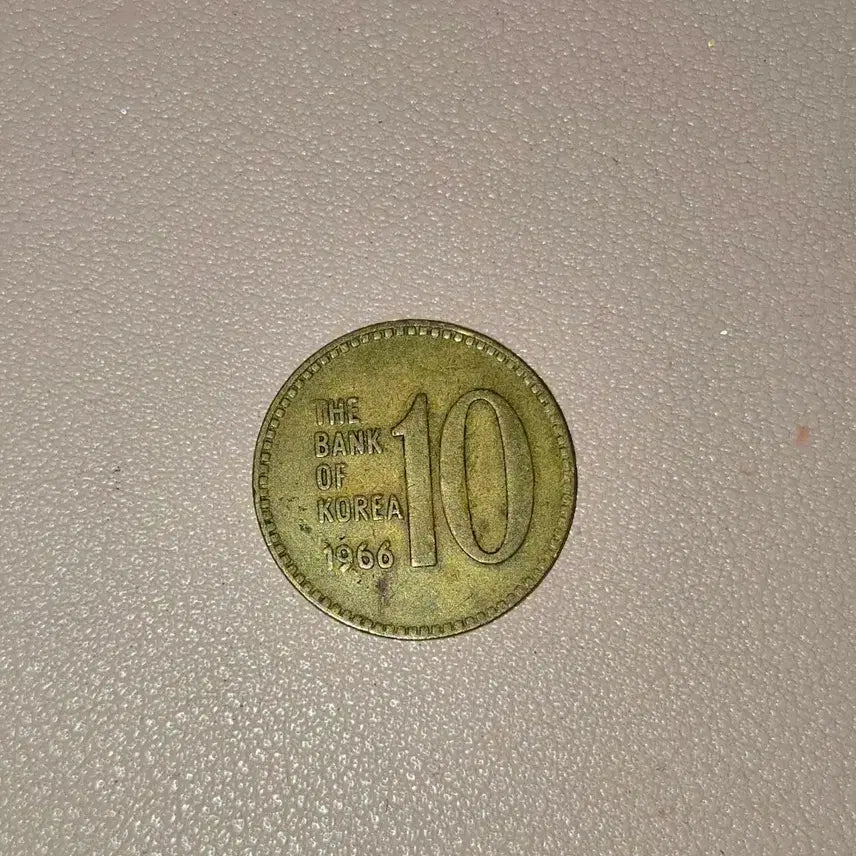 [BUNJANG] 1966 Bank of Korea 10 Won Coin / 1966년 한국은행 10원동전