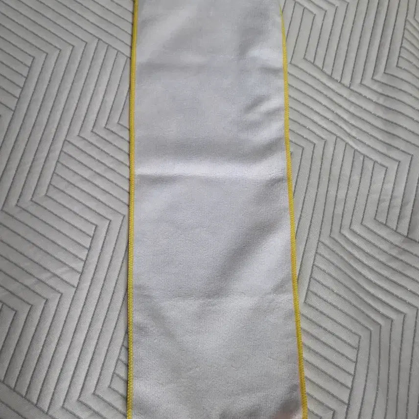 [BUNJANG] Demon Slayer Zenitsu Bandai Towel / 귀멸의 칼날 젠이츠 타월 반다이