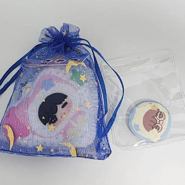 [BUNJANG] NCT Yushi Danim Cushion Keychain Bundle Set with POB Pin Button / 다님 유우시 쿠션키링 양도 세트 구매 특전 핀버튼 포함 엔시티위시