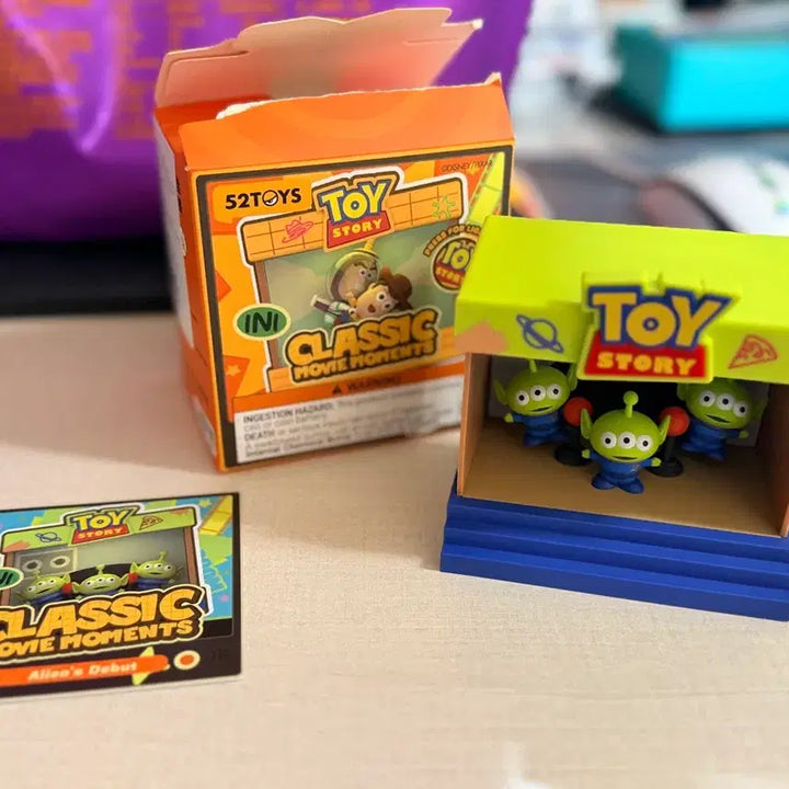 [BUNJANG] Disney Pixar Toy Story Alien LED Figure Set / 토이스토리 팝업 알린 + 포키부채