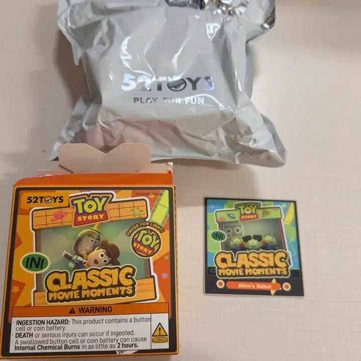 [BUNJANG] Disney Pixar Toy Story Alien LED Figure Set / 토이스토리 팝업 알린 + 포키부채