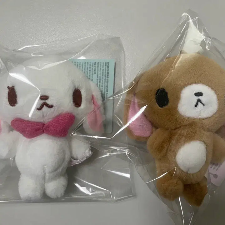 [BUNJANG] Sugar Bunnies Kurousa &amp; Shirousa Keyring Plush Set / (2종 일괄) 슈가바니즈 슈가버니즈 쿠로우사 시로우사 키링 가방걸이 인형