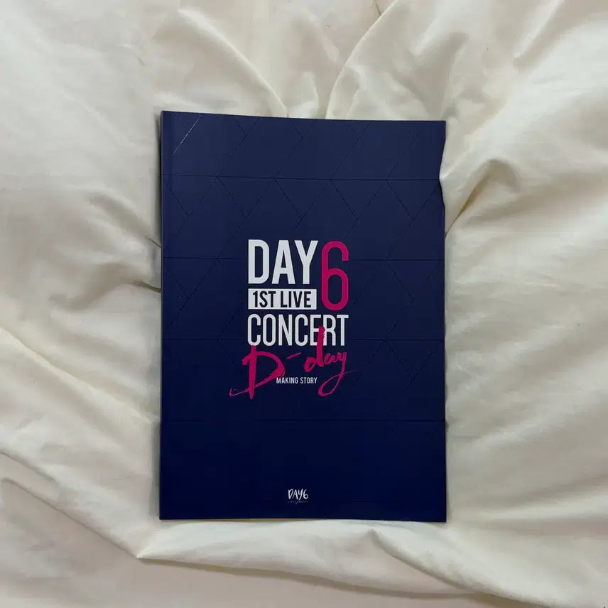 [BUNJANG] Day6 1st Live Concert D-DAY Making Storybook / 데이식스 1ST LIVE CONCERT D-DAY MAKING STORY