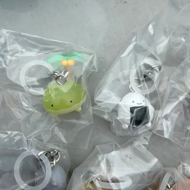 [BUNJANG] Yokozo Yuri Anything Seal Gacha Set / 요코미조 유리의 뭐든지 메지루시 가챠