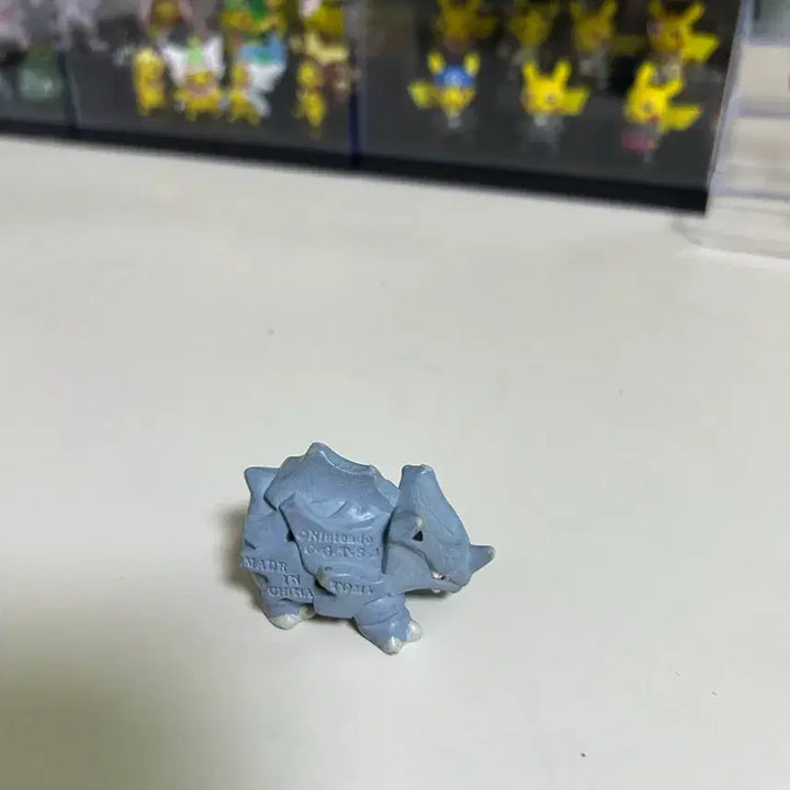 [BUNJANG] Vintage First Edition MonColle Generation 1 Vaporeon Figure / 고전 초판 구판 몬코레 몬콜레 포켓몬 피규어 코뿌리