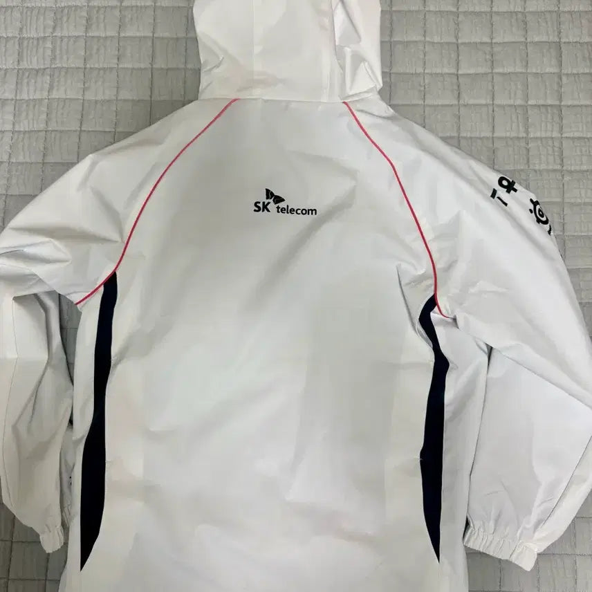 [BUNJANG] T1 2024 Worlds Uniform Jacket (L Size, No Name) / 2024 T1 월즈 유니폼 자켓 (L 사이즈/노마킹)