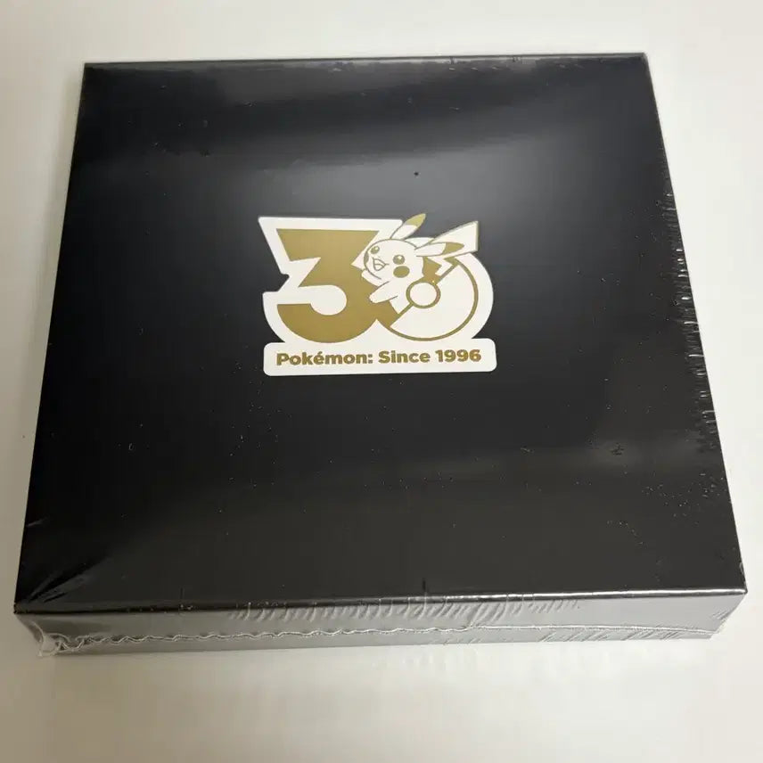 [BUNJANG] Pokemon 30th Anniversary Badge (Sealed) / (미개봉) 포켓몬 30주년 뱃지 6월