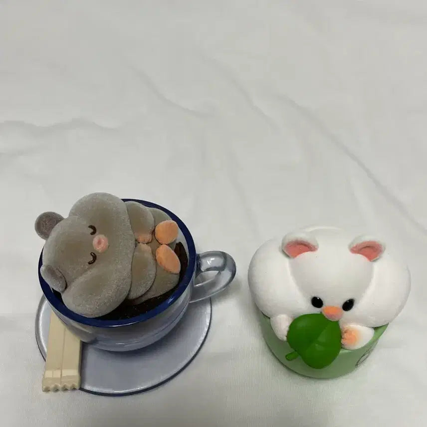[BUNJANG] Tinyville Hamster Figurines (Set of 2) / 타이니빌 햄스터 피규어