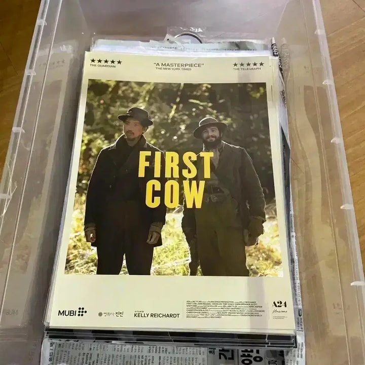 [BUNJANG] First Cow Original A3 Poster, Lenticular Postcard, A24 Showing Up Kelly Reichardt / 퍼스트카우 A3포스터 오리지널 렌티큘러엽서 A24영화 쇼잉업 켈리라이카트
