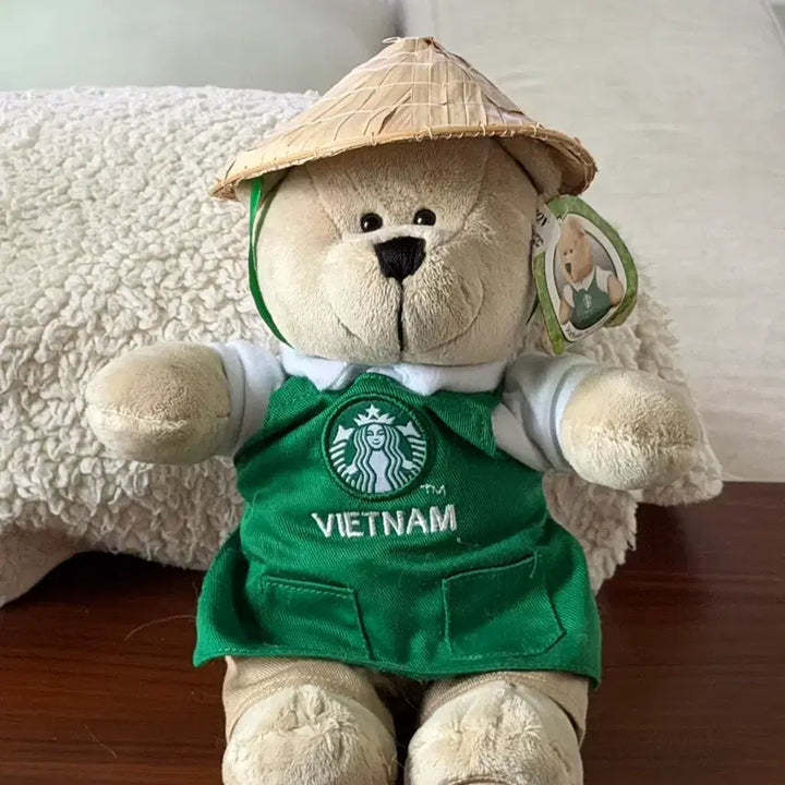 [BUNJANG] Starbucks Vietnam Limited Edition Bearista Doll with Non La Hat / 스타벅스 베트남 베어리스타 인형