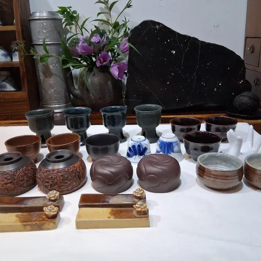 [BUNJANG] Tea Set (All Items Pictured) / 차도구 찻잔 (사진에 보이는 모두)